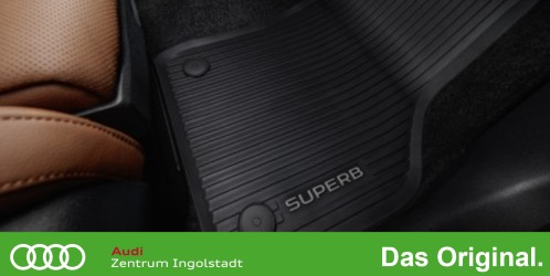 Original SKODA Superb 4 (NZ) Gummifußmatten Satz Vorne + Hinten 3P1061500